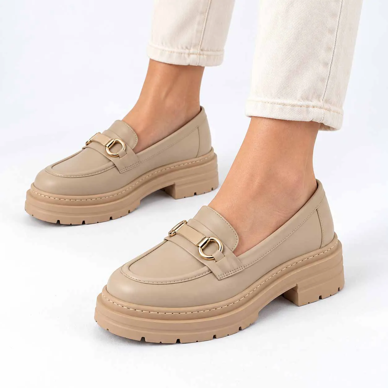 Chaussure pour femme 060 beige .......... 